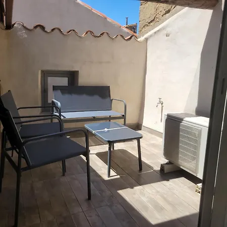 Maison De Village